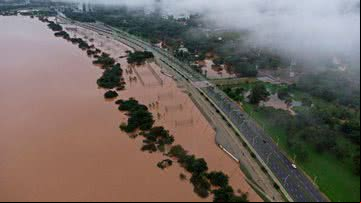 Imagem recente do Rio Guaíba - Getty Images