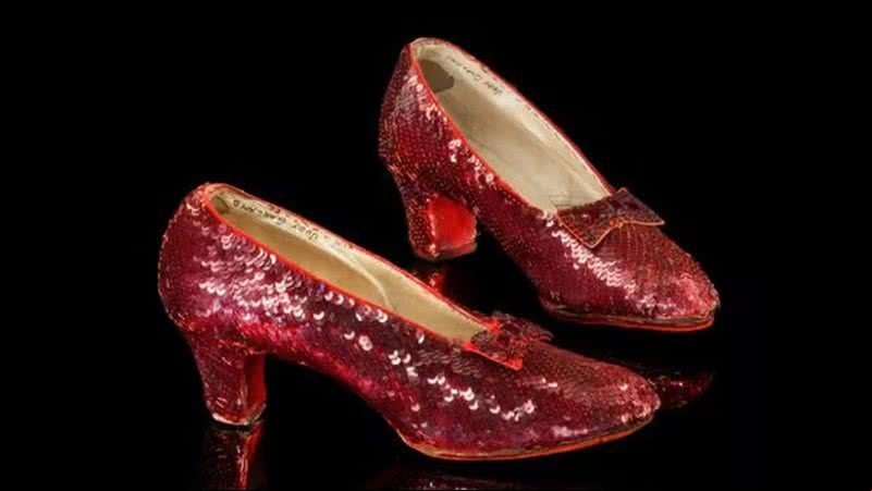 Sapatos leiloados - Getty Images