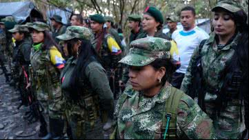 Mobilização de tropas da FARC em ação contra guerrilheiros - Getty Images