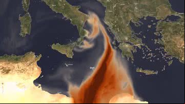 Imagem de satélite mostra tempestade de areia do deserto do Saara seguindo para a Itália - Divulgação/Copernicus
