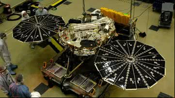 Pesquisadores encontraram 26 novas espécies de bactérias na sala usada para abrigar o módulo de pouso Phoenix Mars - Reprodução/NASA