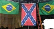 Bandeira supremacista em meio a bandeiras do brasil - Divulgação / Twitter