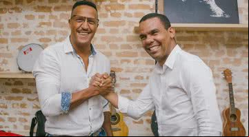 Fotografia mostrando Mano Brown e Rodrigo Silva - Jef Delgado